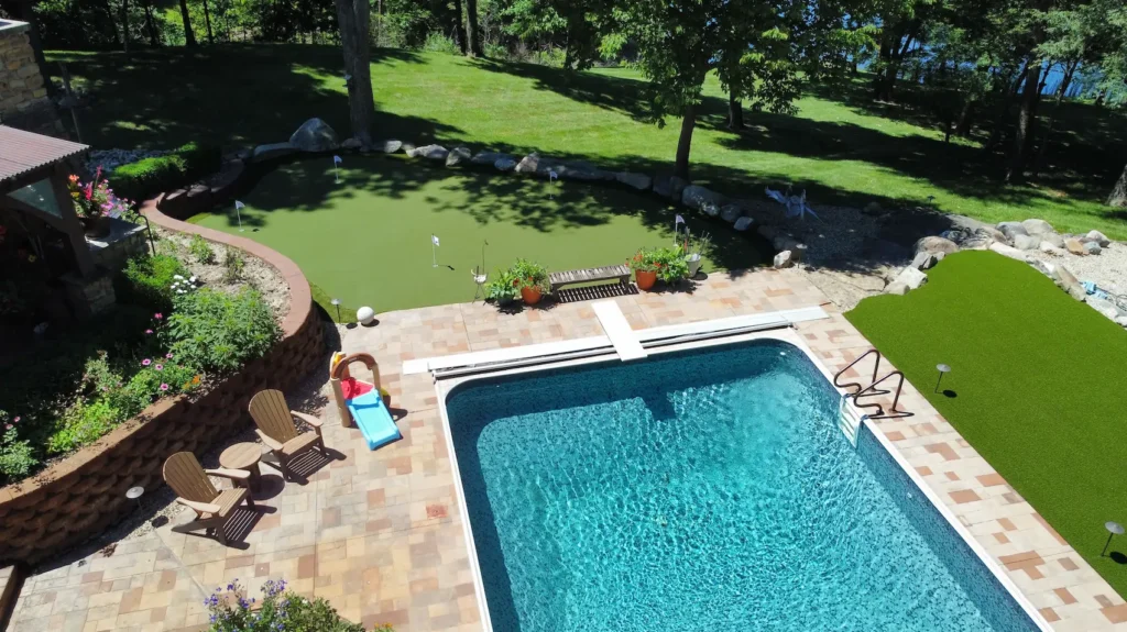 Pool turf