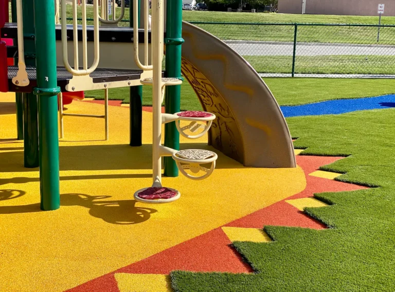 SYNLawn playground